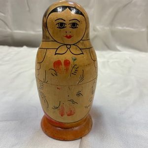 Vintage nesting dolls